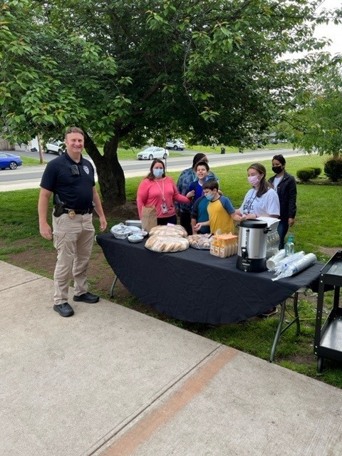 First responders please stop by Grant School for breakfast before 10 am. 